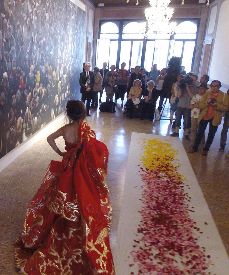 Performance by Nam Hong in the context of the 56th Venice Biennale